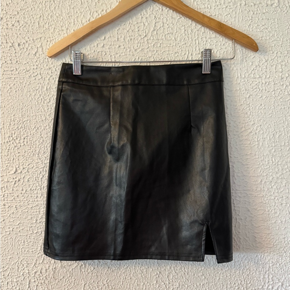 Lulu's Black Faux Leather Mini Skirt with Front Slit